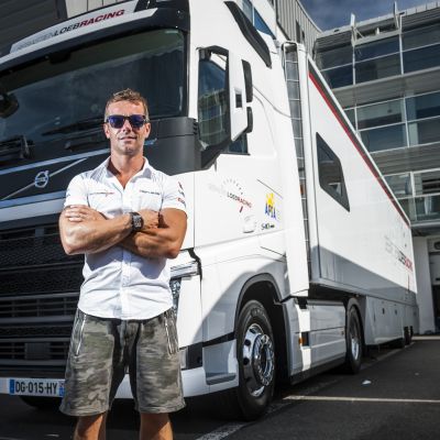Séance photos Sébastien Loeb Racing par Volvo Trucks France